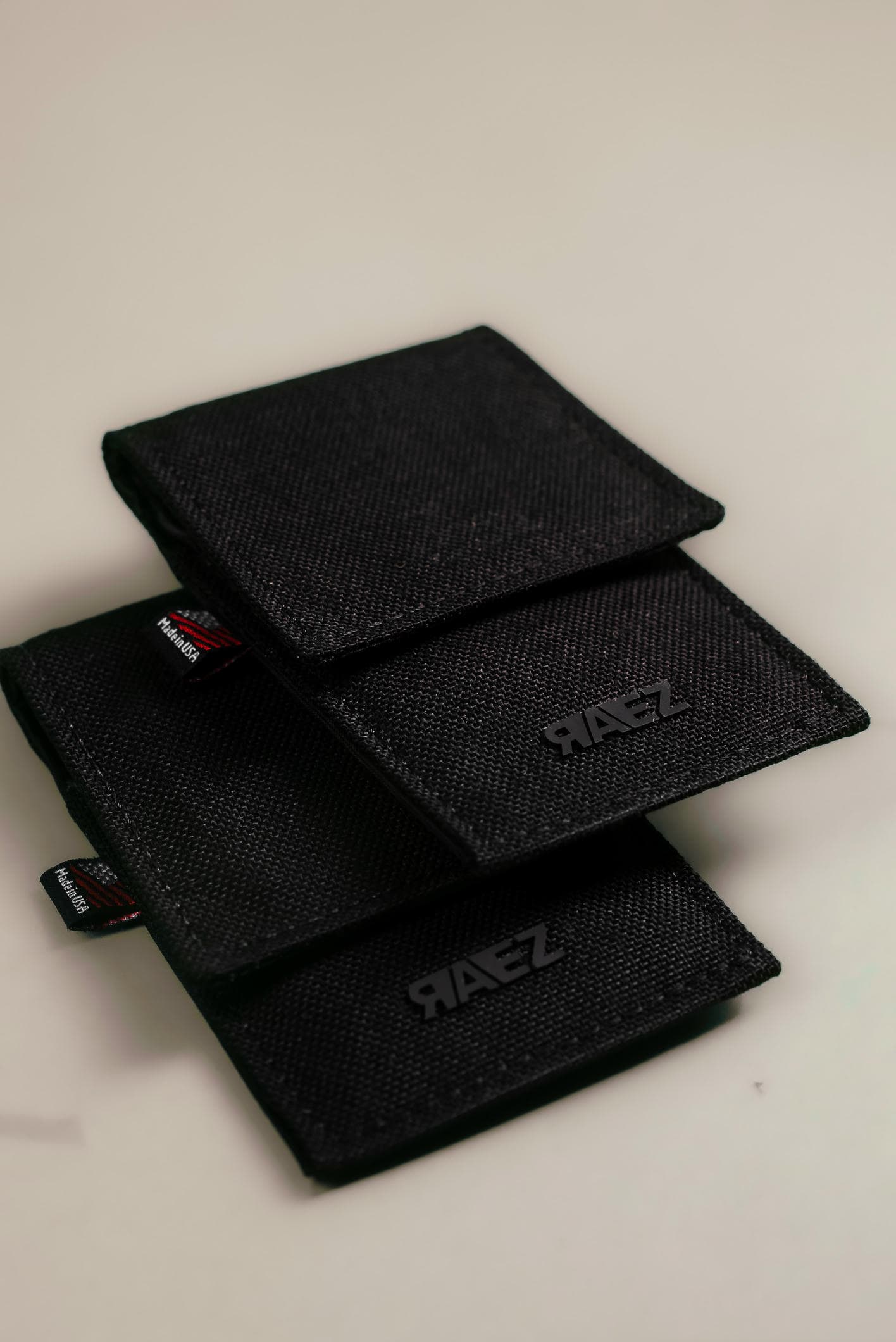 Premium Minimalist Wallet MIC 3.0 1